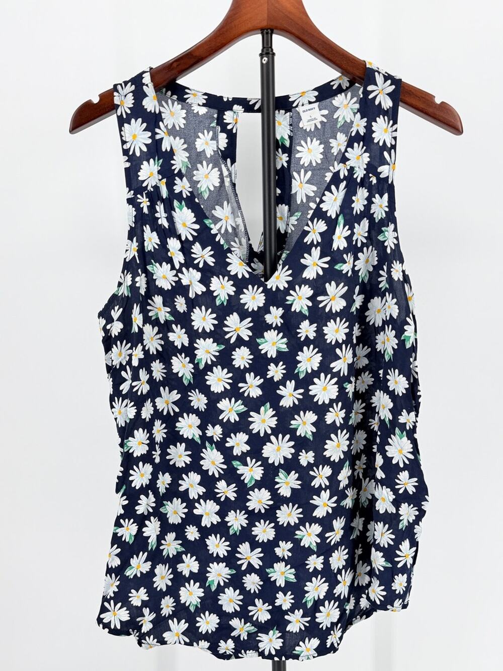 Navy Daisy Floral Daisy V-Neck Muscle Tank women large cottage bloomcore garden